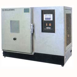 HY-310C桌上型恒温恒湿试验机（耐水解、吐霜试验机）