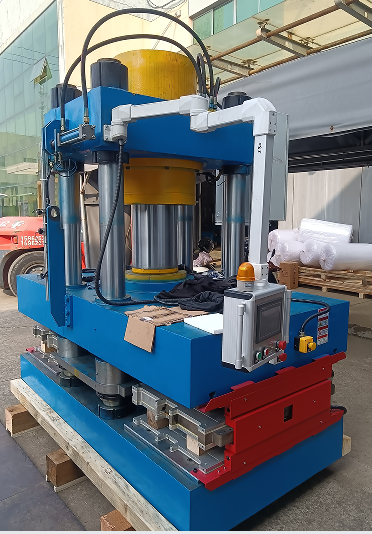 400吨：HY-400TB平板硫化机（双层加热）